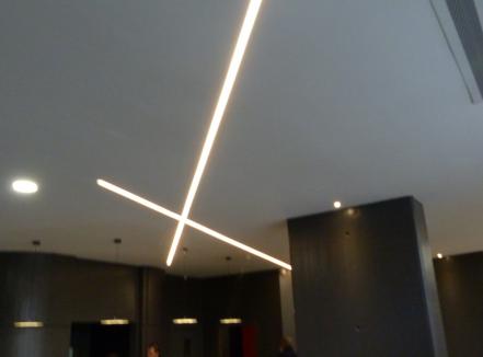 INTERCLOSE - société spécialisée dans l'aménagement d'espace pour entreprise : Pose de plafond pour professionnels à Lille (et tout le nord de Paris)